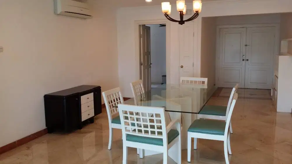 [FOR SALE] Premium Living at Graha Famili Condominium, Surabaya