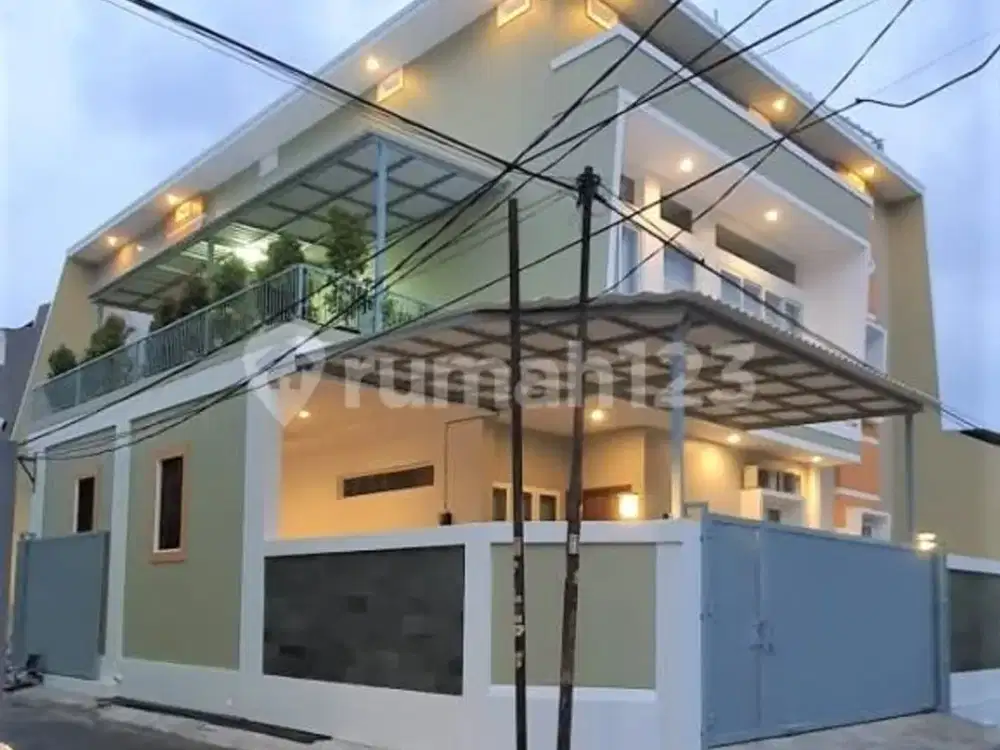 Rumah Sangat Bagus Dan Siap Huni di Jl. Semboja, 0020 Jel
