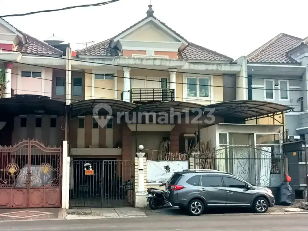 Rumah Boulevard, Akses Bagus, Dekat Rs Dan Mall. 0005 Chrwid