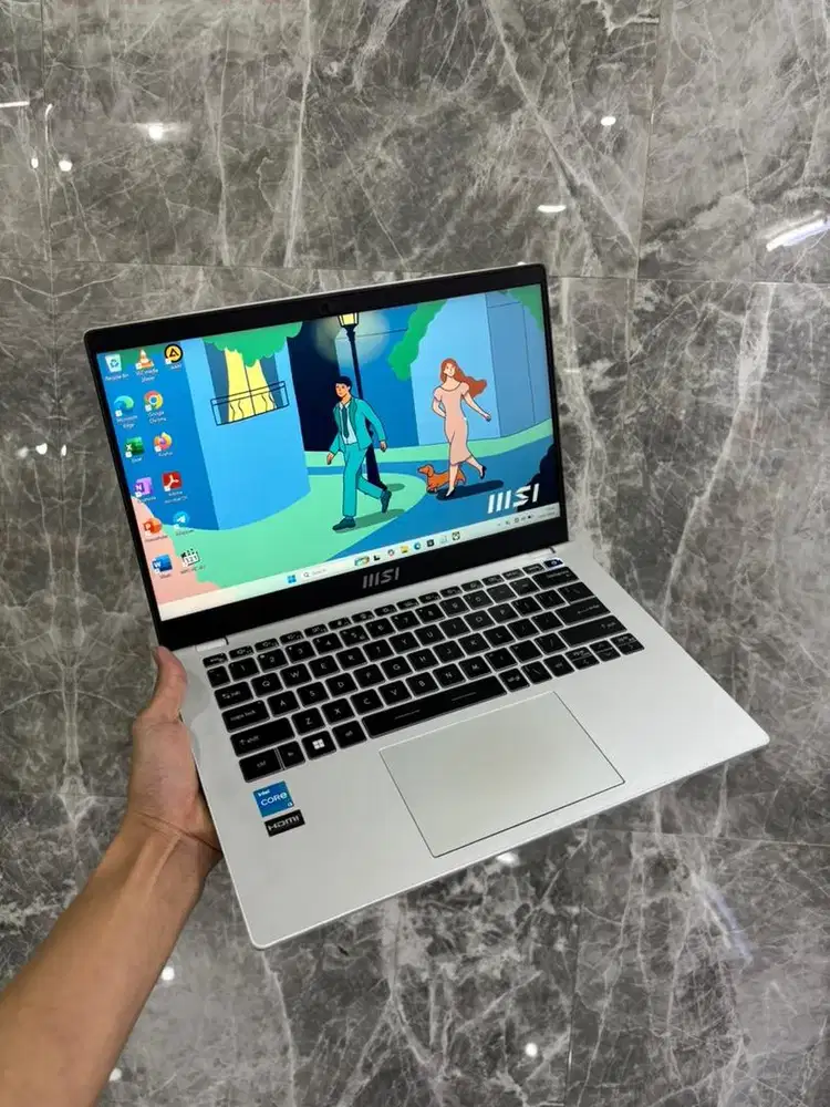 Jual Laptop Msi Modern 14 i3 gen 11 8/512