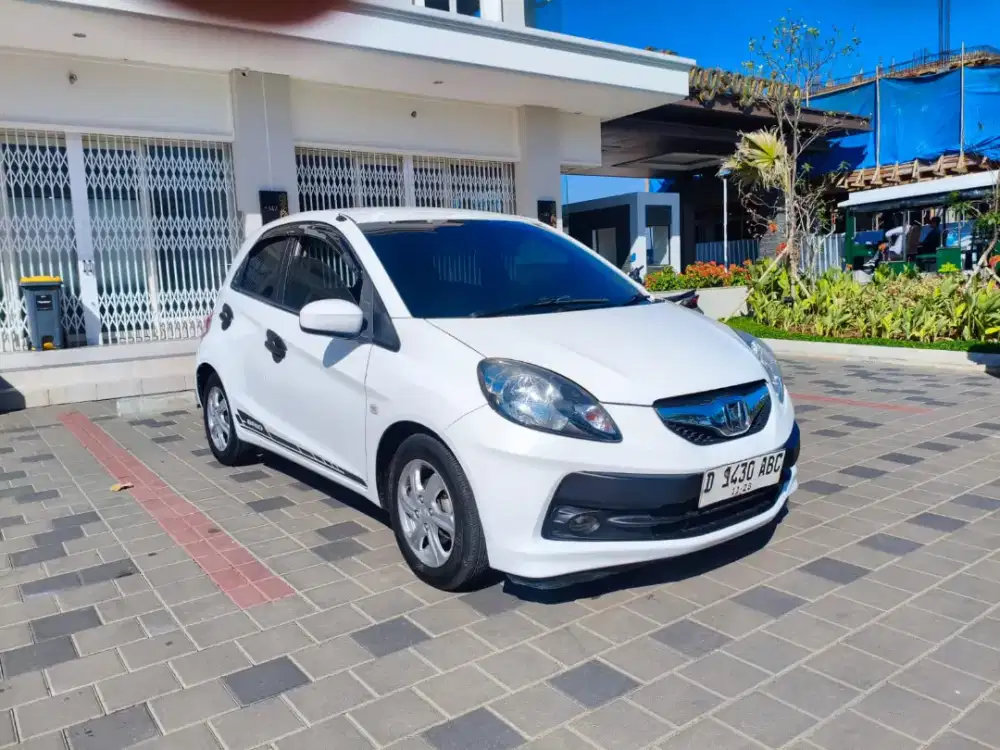 Brio S Satya matic 2013 white