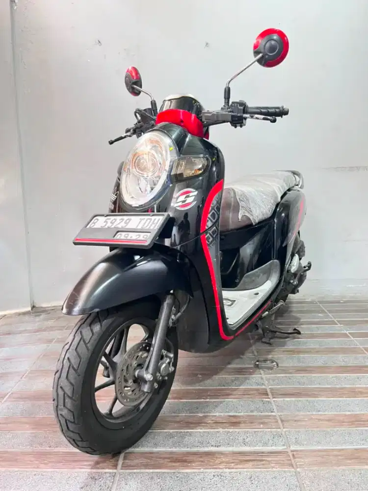 HONDA SCOOPY ESP 2019