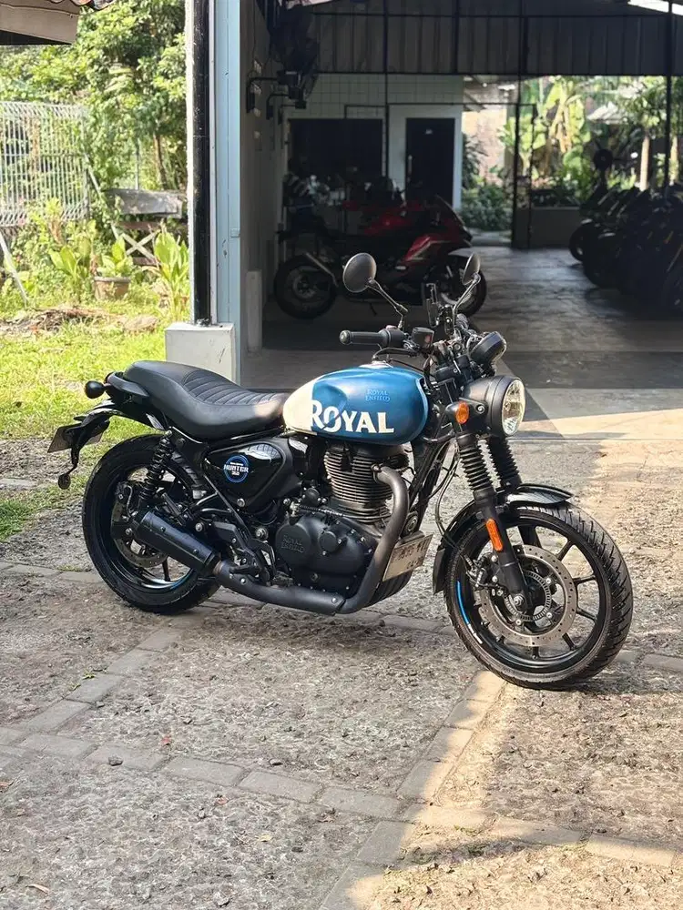ROYAL ENFIELD 350 ABS LIKE NEW
