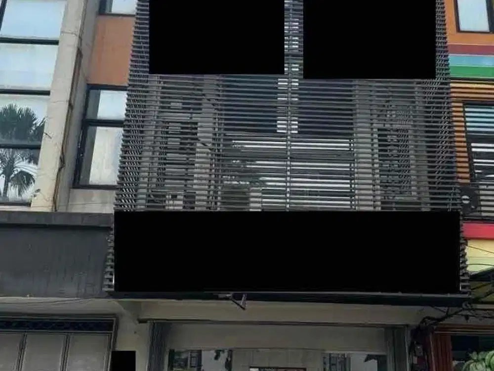 ruko depan jalan raya boulevard nya gading serpong