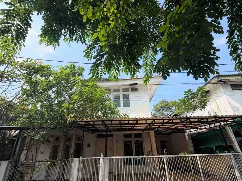 Dijual Rumah jauh di bawah harga pasaran di Komplek Sektor 9 Bintaro Jaya Tangsel