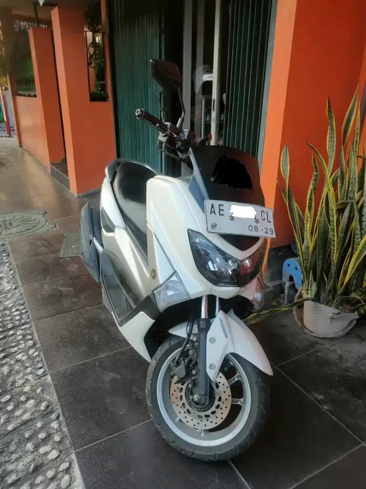 JUAL YAMAHA NMAX 2015 PUTIH