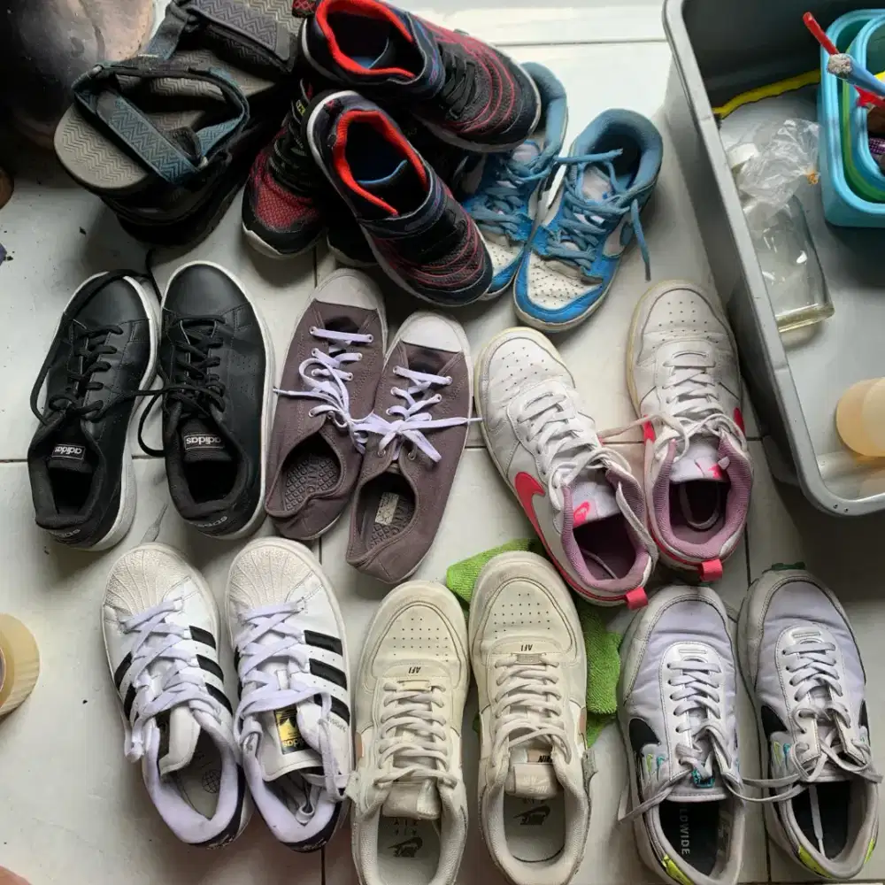 CUCI SEPATU - KANG GOSOK