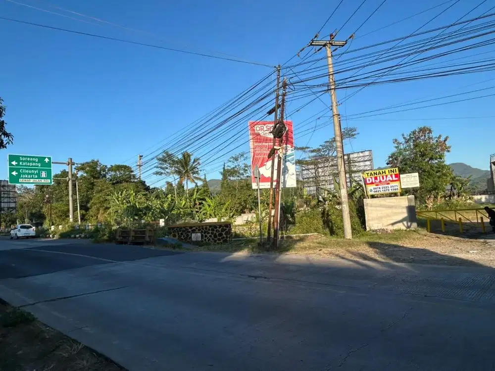 Di jual tanah pinggir jalan mulut tol kutawaring