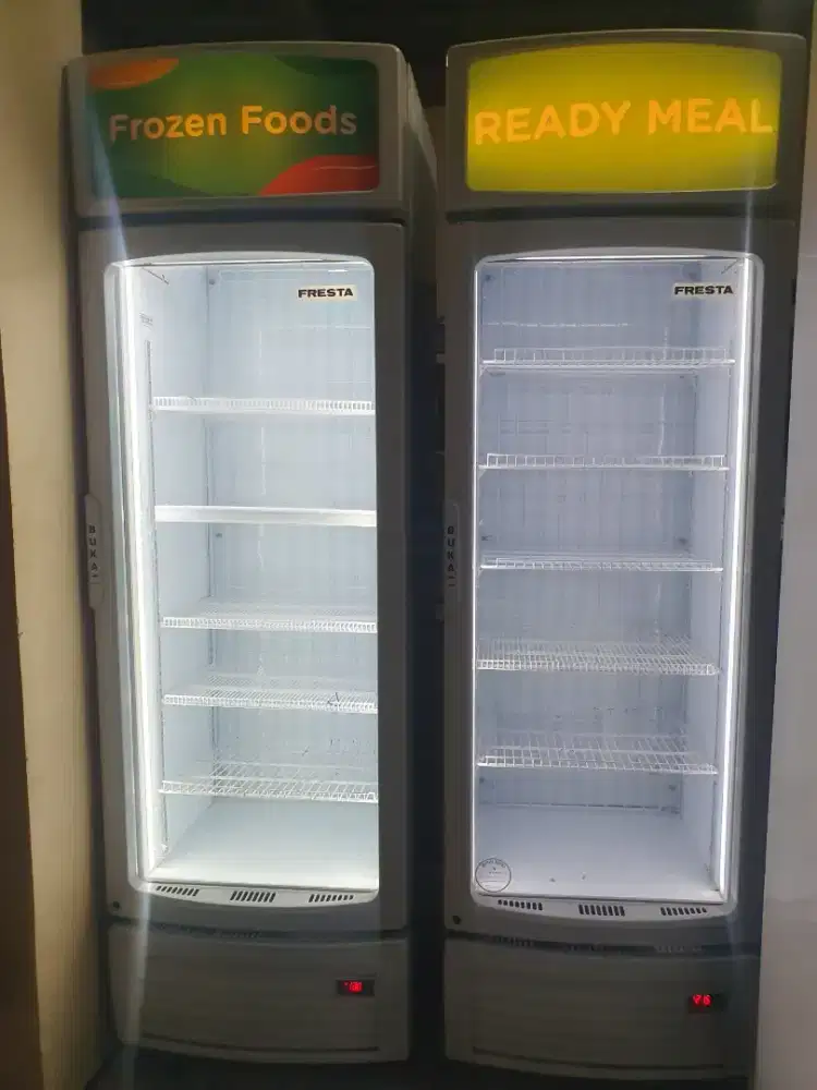 Standing freezer satu pintu