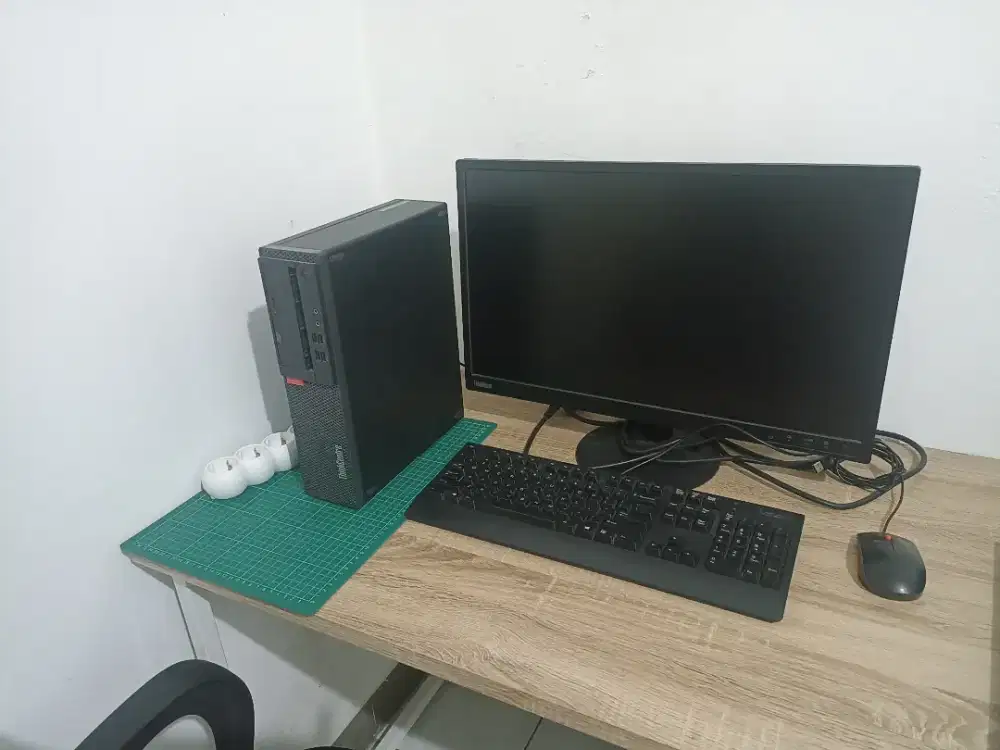 Full Set Mini PC Lenovo Core i5 Gen7 RAM 16GB SSD 512GB dan Monitor