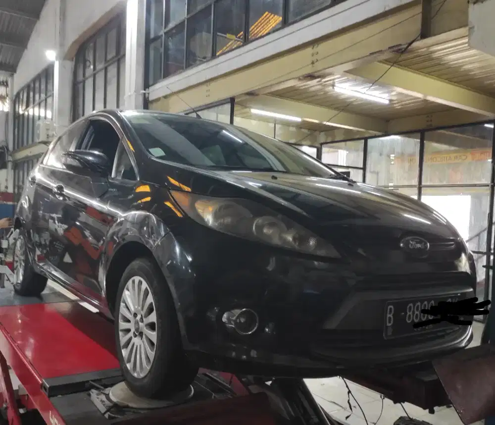Ford Fiesta 1.4 Trend AT ( ISTIMEWAH)