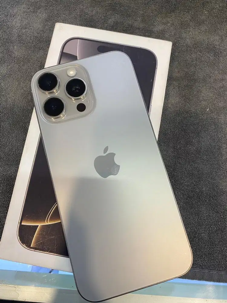 iPhone 16 Pro Max 256GB Natural T Ex iBox BH 96% lengkap ori