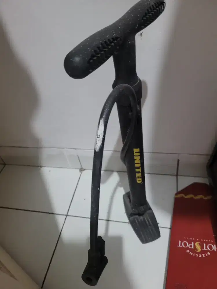 Pompa sepeda UNITED