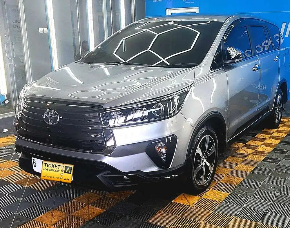 Innova Venturer 2.4 AT 2022 (odo 21 rb)