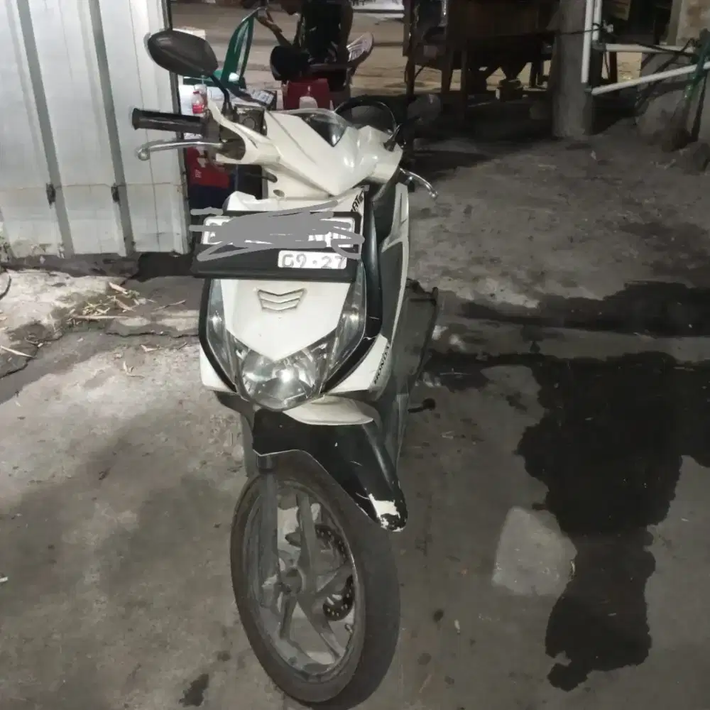 Di Jual Motor Beat carbu 2012