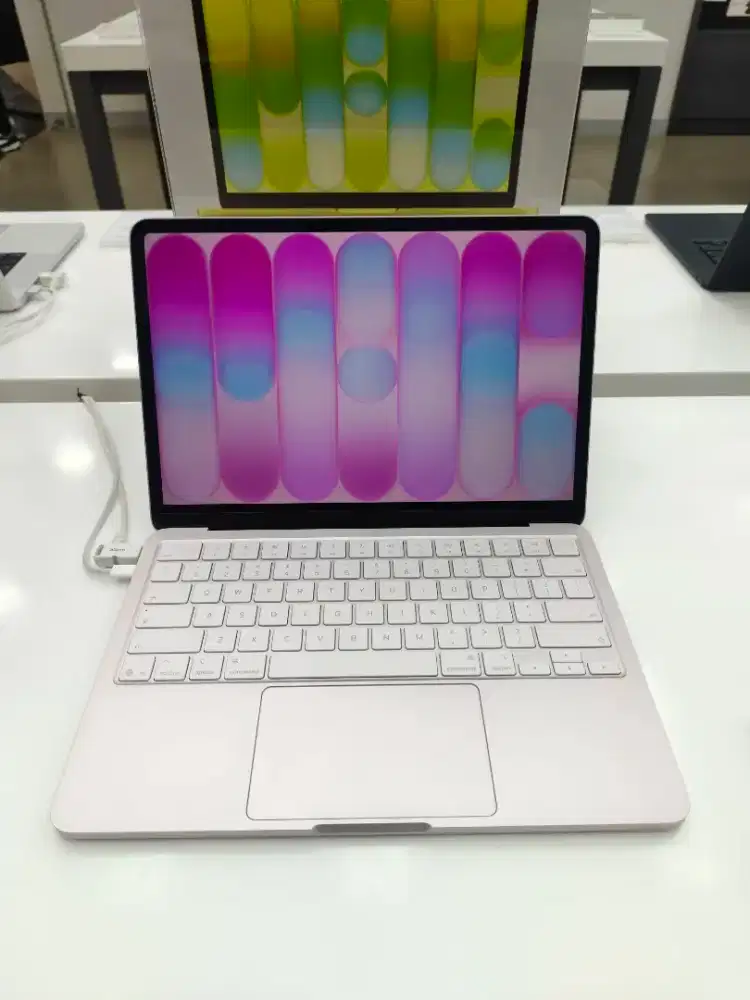 Macbook neo Chip A18Pro 8/512GB
