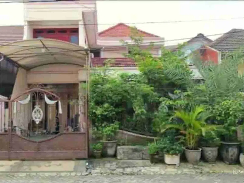 Dijual Rumah 2 Lantai Simpang Darmo Permai Dekat Pakuwon Mall