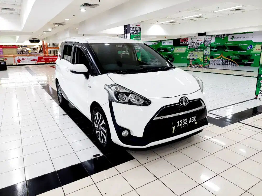 Sienta V 2017 Metic
