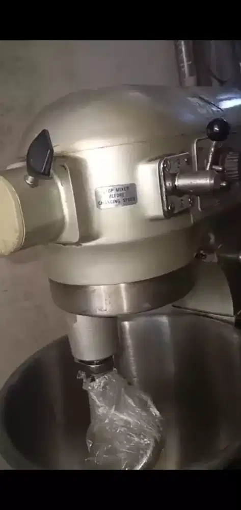 mixer roti/kue merk HOBART made in USA second kav 20ltr