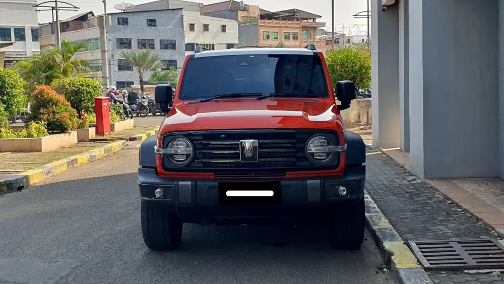 Km 6rb gwm tank 300 4x4 awd hev hybrid 2024 orange