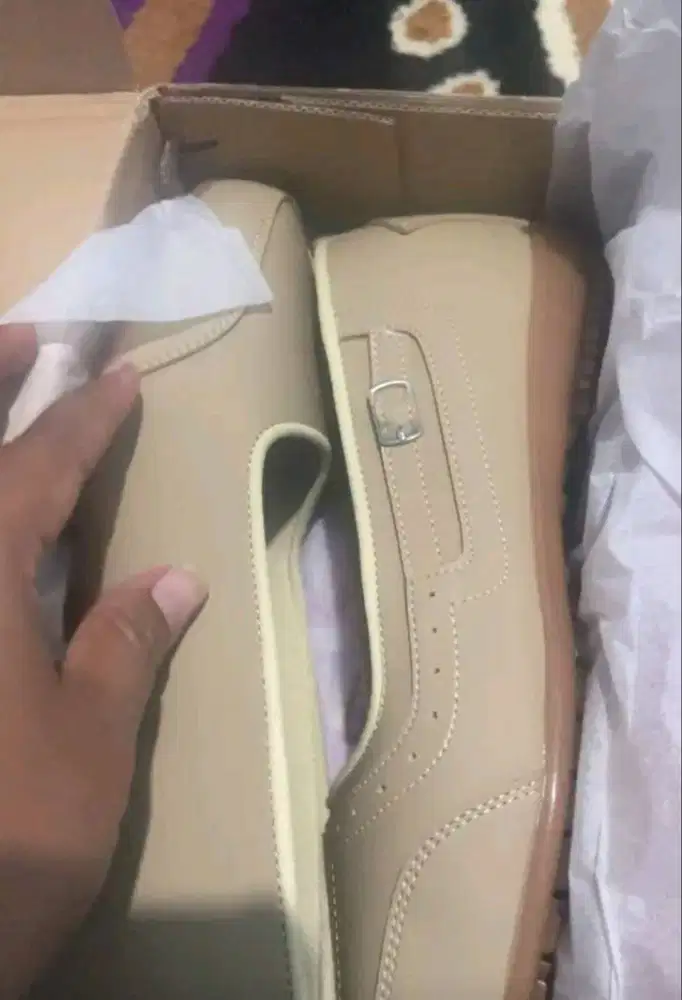 Sepatu Flatshoes Guru