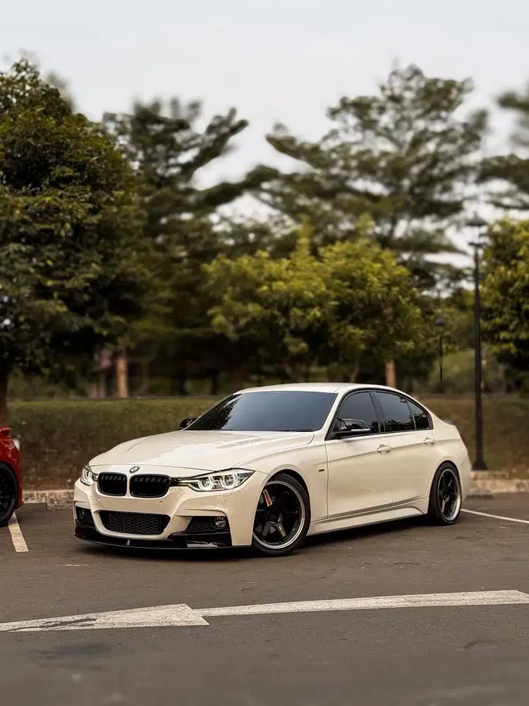 MURAH!! BMW F30 SPORT LCI MODIF