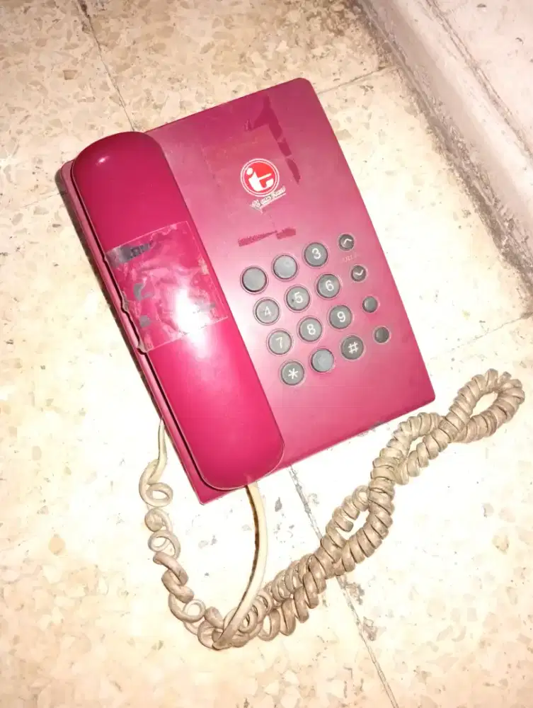telepon merek panasonic tipe kx-ts  505mxr edition