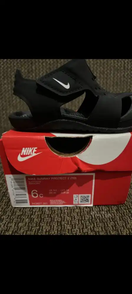 Sepatu sendal nike original