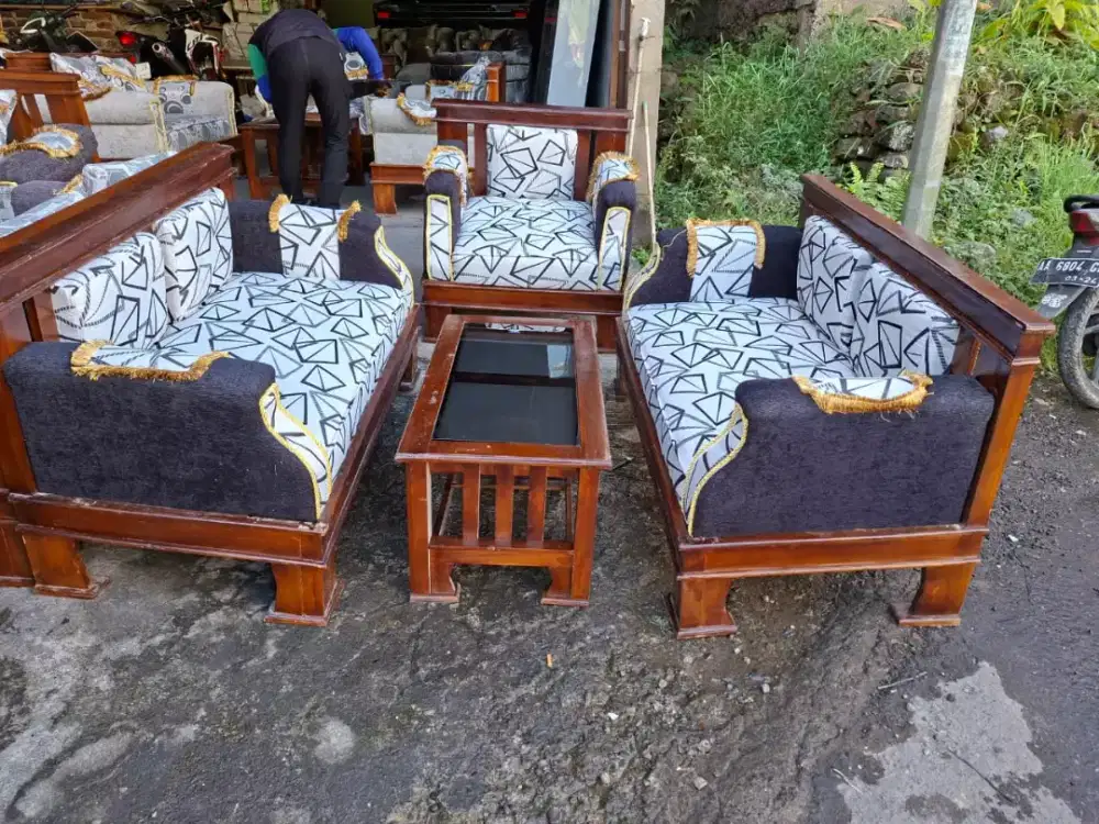 Sofa juring sandaran 221
