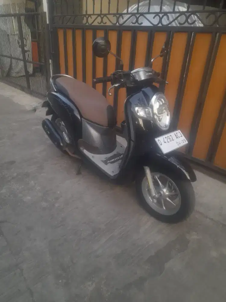 Honda Scoopy 2019