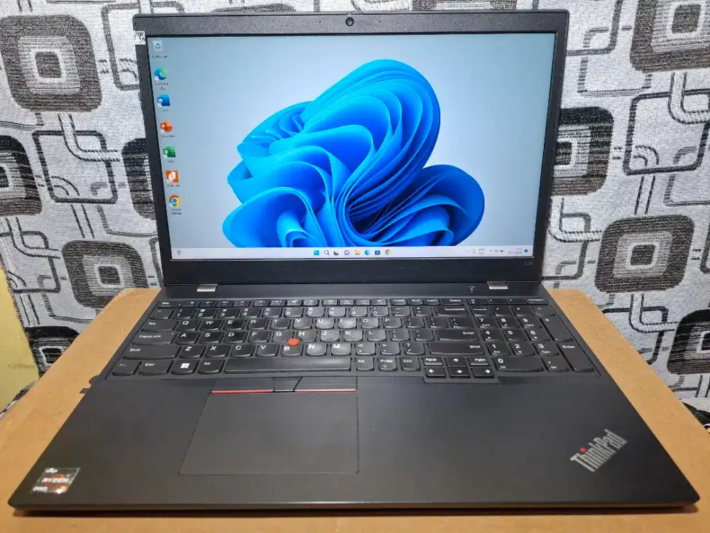 Laptop Lenovo Thinkpad L15 Ryzen 5 PRO ram 16gb VGA 2gb Game Grafis