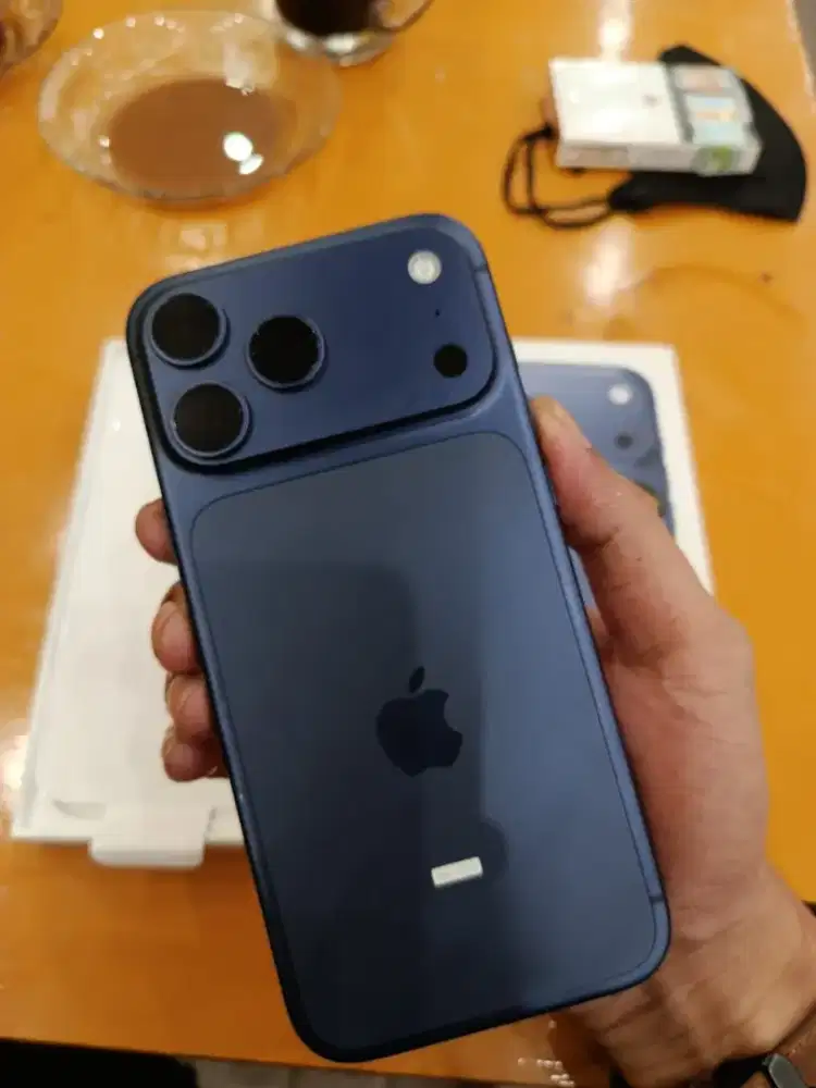DiJual cepat Iphone 17proMax unit super