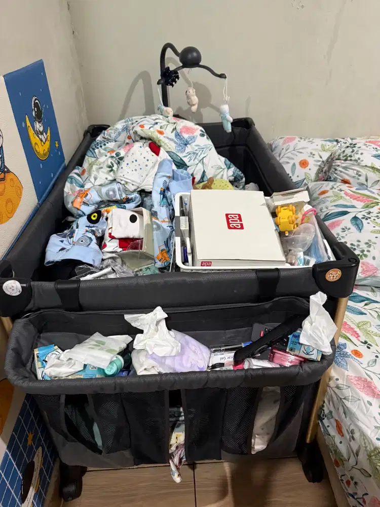Dijual Baby Box/Tempat Tidur Bayi Merek Babyelle Precious Pline