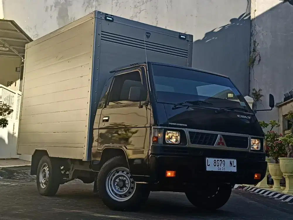 Mitsubishi L300 BOX 2021