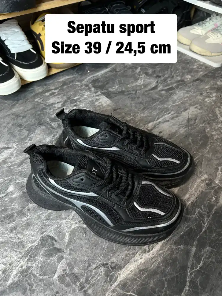 SEPATU SAMPLE PRIA WANITA