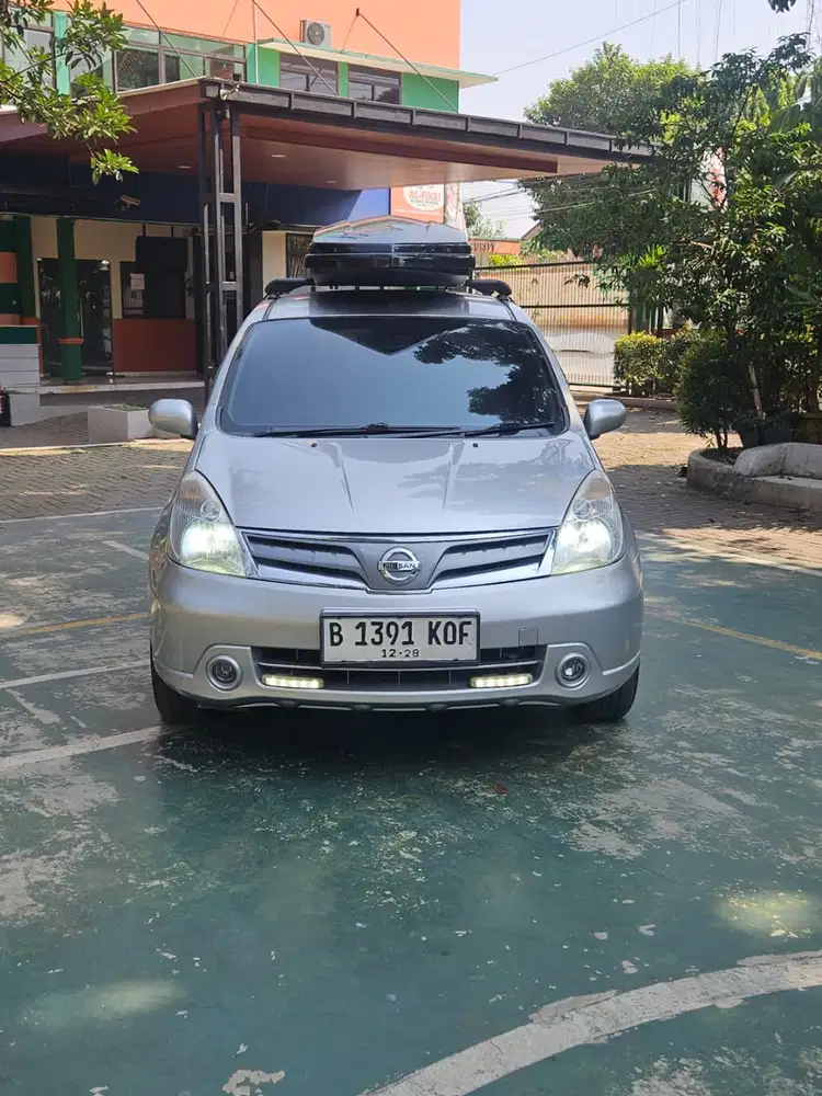 2012 Nissan Grand Livina