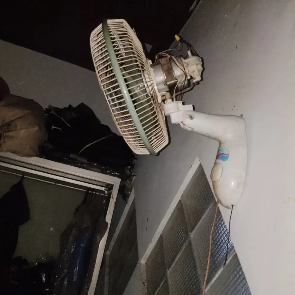 Jual kipas angin maspion mwf 31k kondisi apa ada nya