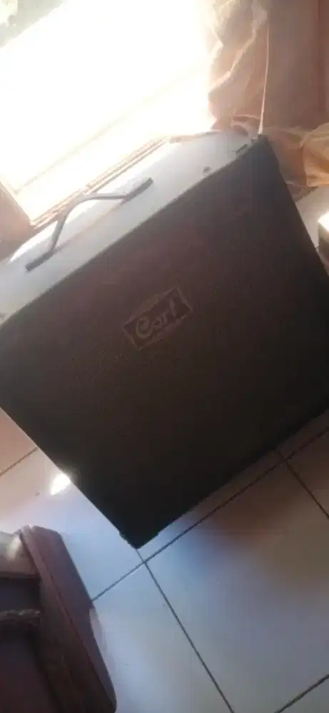 Gitar caraya dan ampli cort