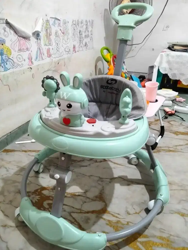 Baby walker merk space baby