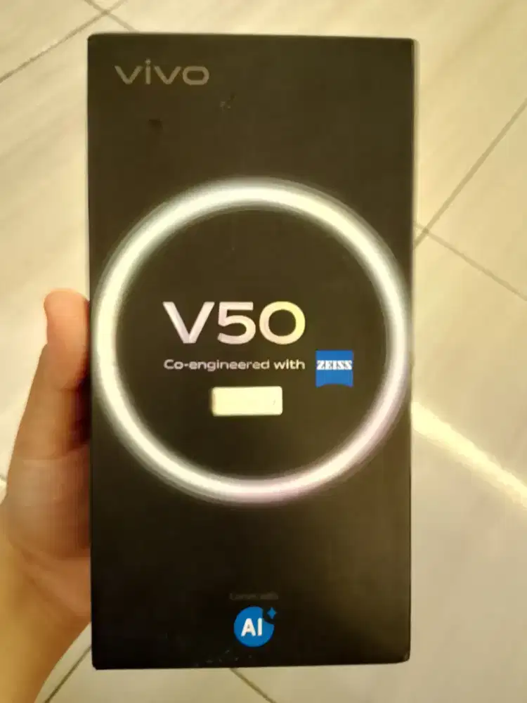 VIVO V50 5G 12/256 HARMONY RED