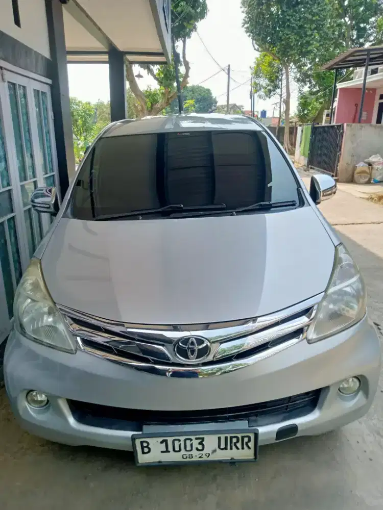 Dijual mobil Toyota avanza 1.3 G Mulus