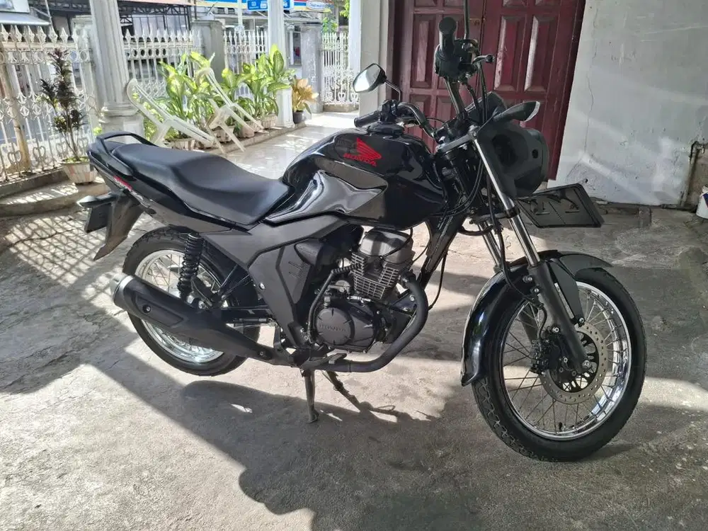 Honda Verza CB 150 tahun 2025