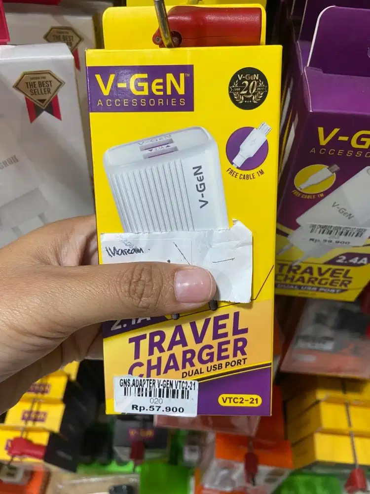 Travel charger ATLANTIS DAHSYAT