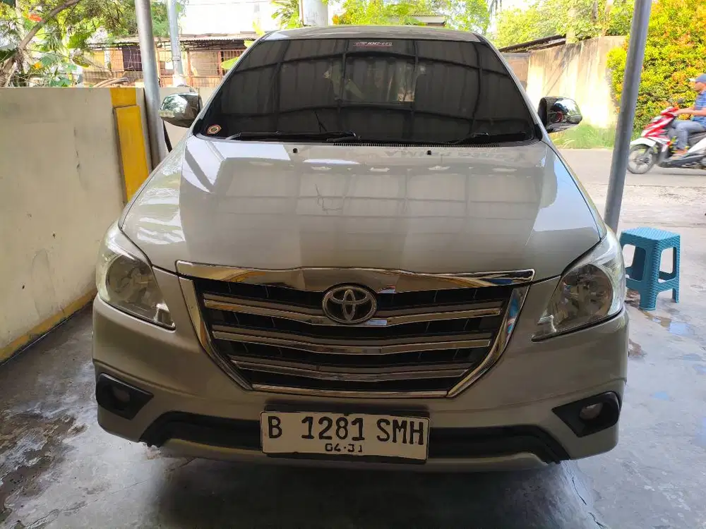 INNOVA DIESEL MATIC V 2013