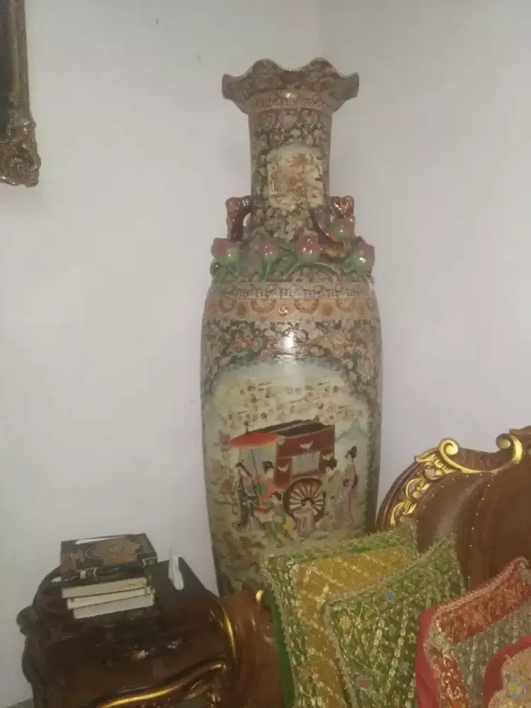 Guci tinggi 2 meteran 20cm antik langka