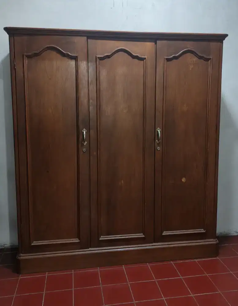djual cepat lemari baju kayu jati