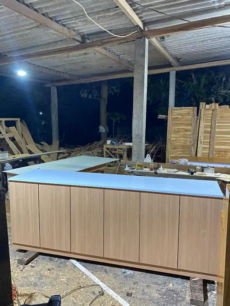Meja kasir bahan hpl