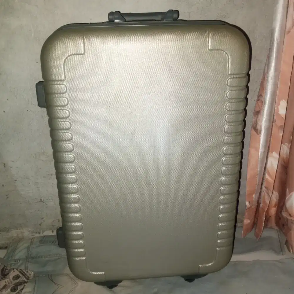 Dijual cepat koper Samsonite hardcase ukuran jumbo