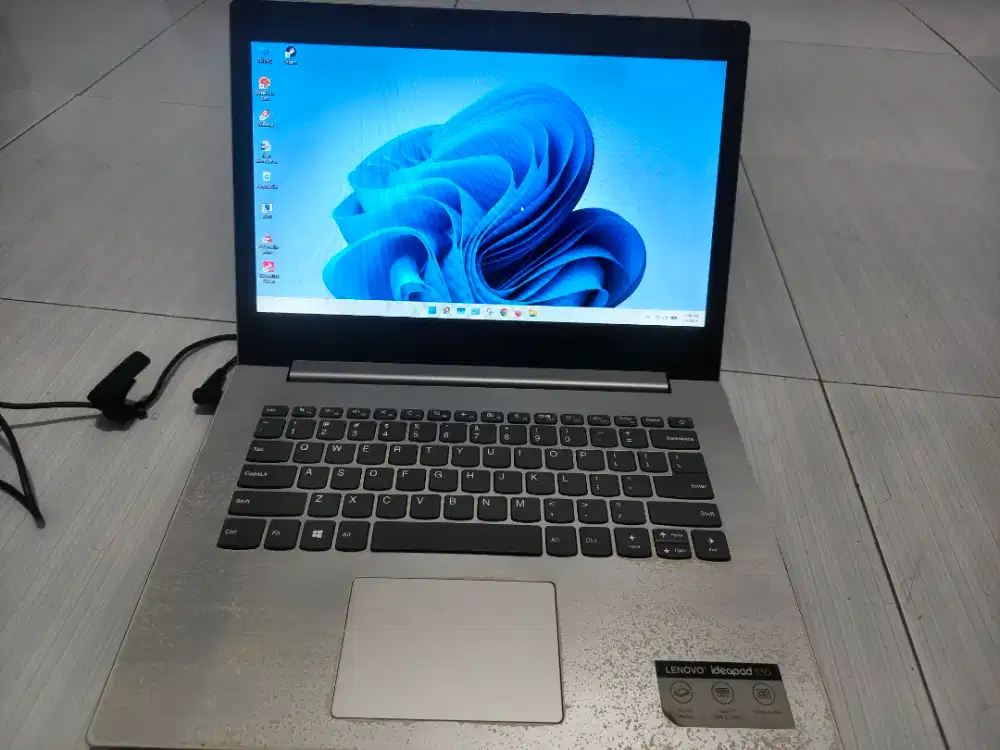 Laptop Lenovo Ideapad 330