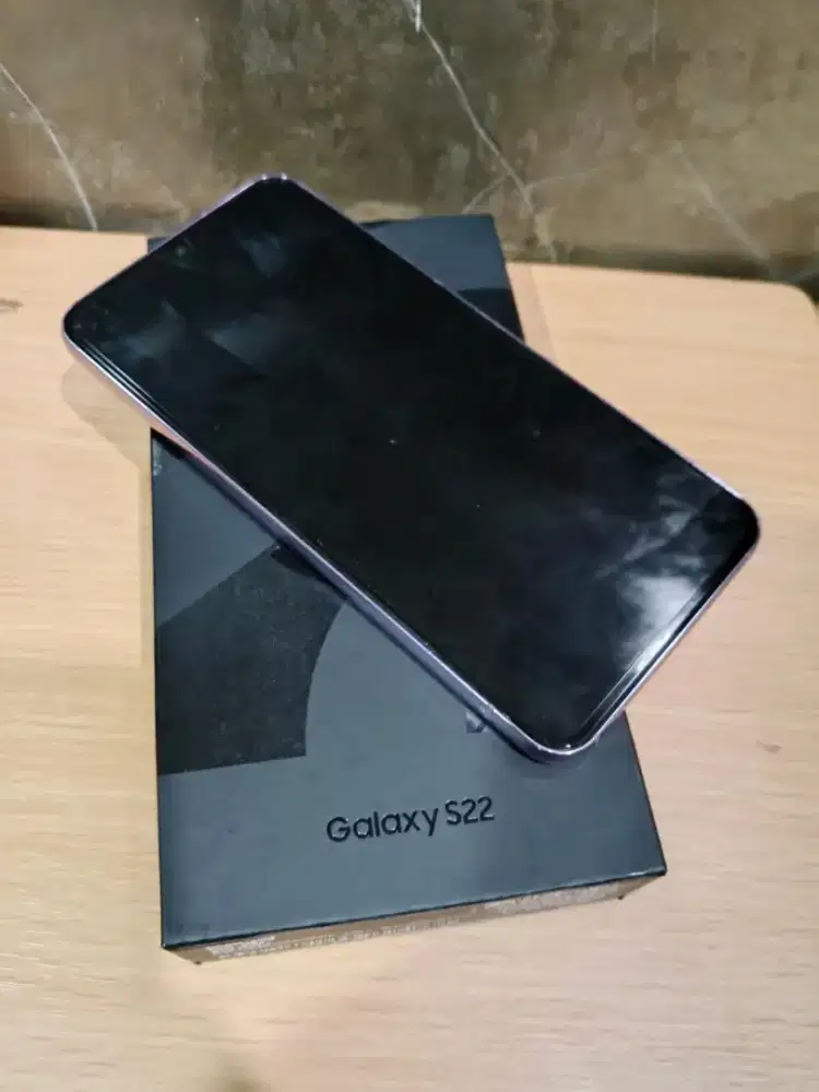 Samsung S22 Bora Purple